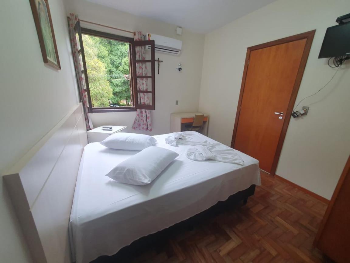 Casa Santa Cruz Hotel Passo Fundo Bagian luar foto